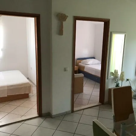 Apartments Nives Stari Grad  Exterior photo